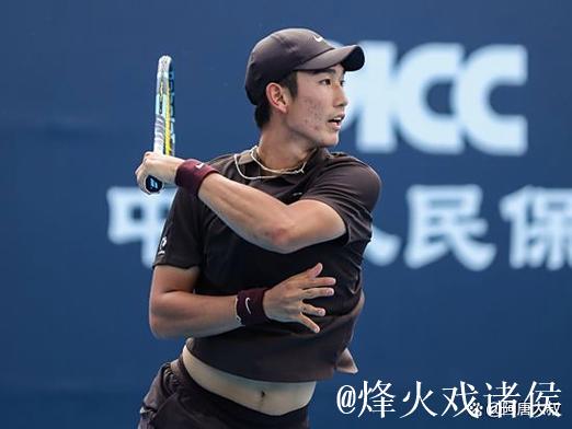 ATP上海大师赛:商竣程力克科瓦切维奇赢得首胜 ATP上海大师赛:商竣程力克科瓦切维奇赢得首胜